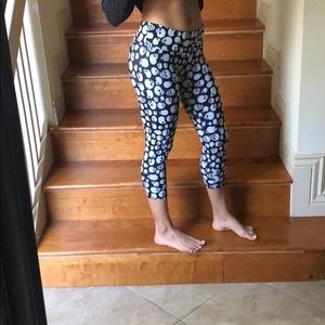 Skull tights/ yoga pants